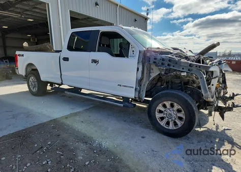 2020 Ford F350 Super Duty из США, поврежденный, VIN 1FT8W3BT1LEC10253
